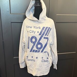 Urban Outfitters Sweatshirt Size S/M